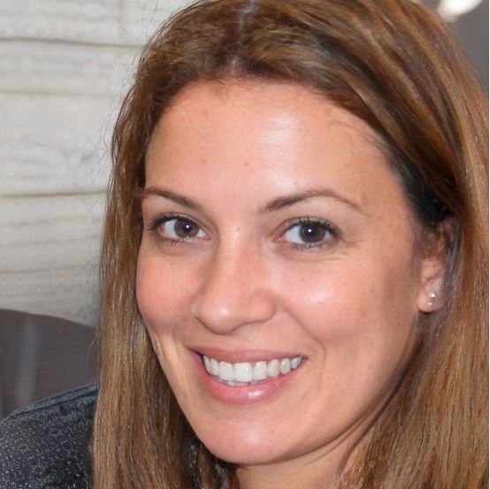Dr. Lea James